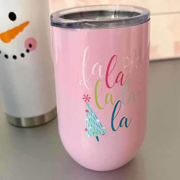 3 Holiday / Winter tumblers with lids - Picture 3 of 5